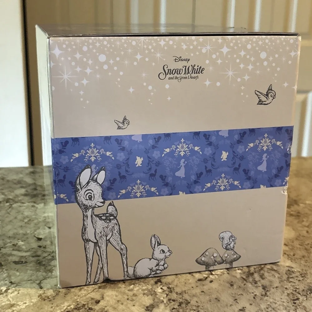 Scentsy‎ Disney Snow White Limited Edition Wax Warmer Brand New Open Box